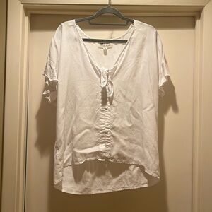 Anthropologie white top with tie XL